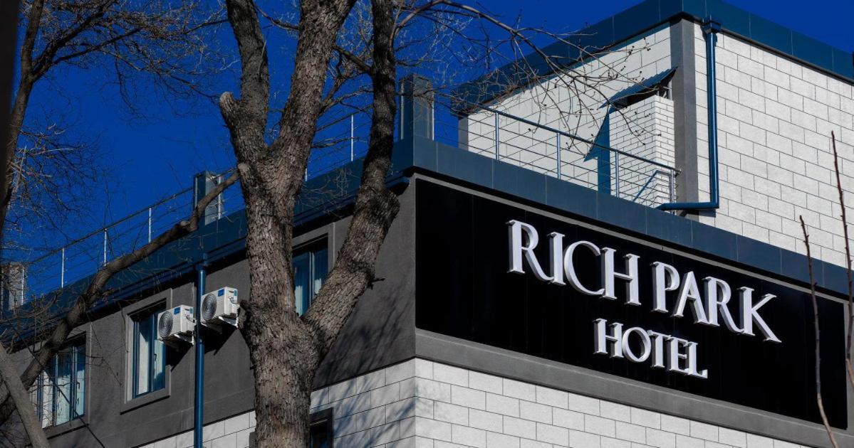 Rich Park Hotel Ташкент Экстерьер фото