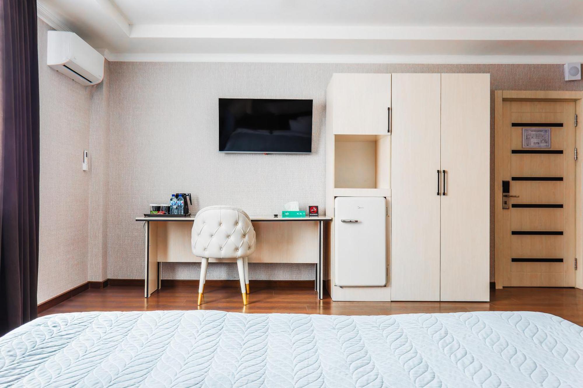 Rich Park Hotel Ташкент Экстерьер фото