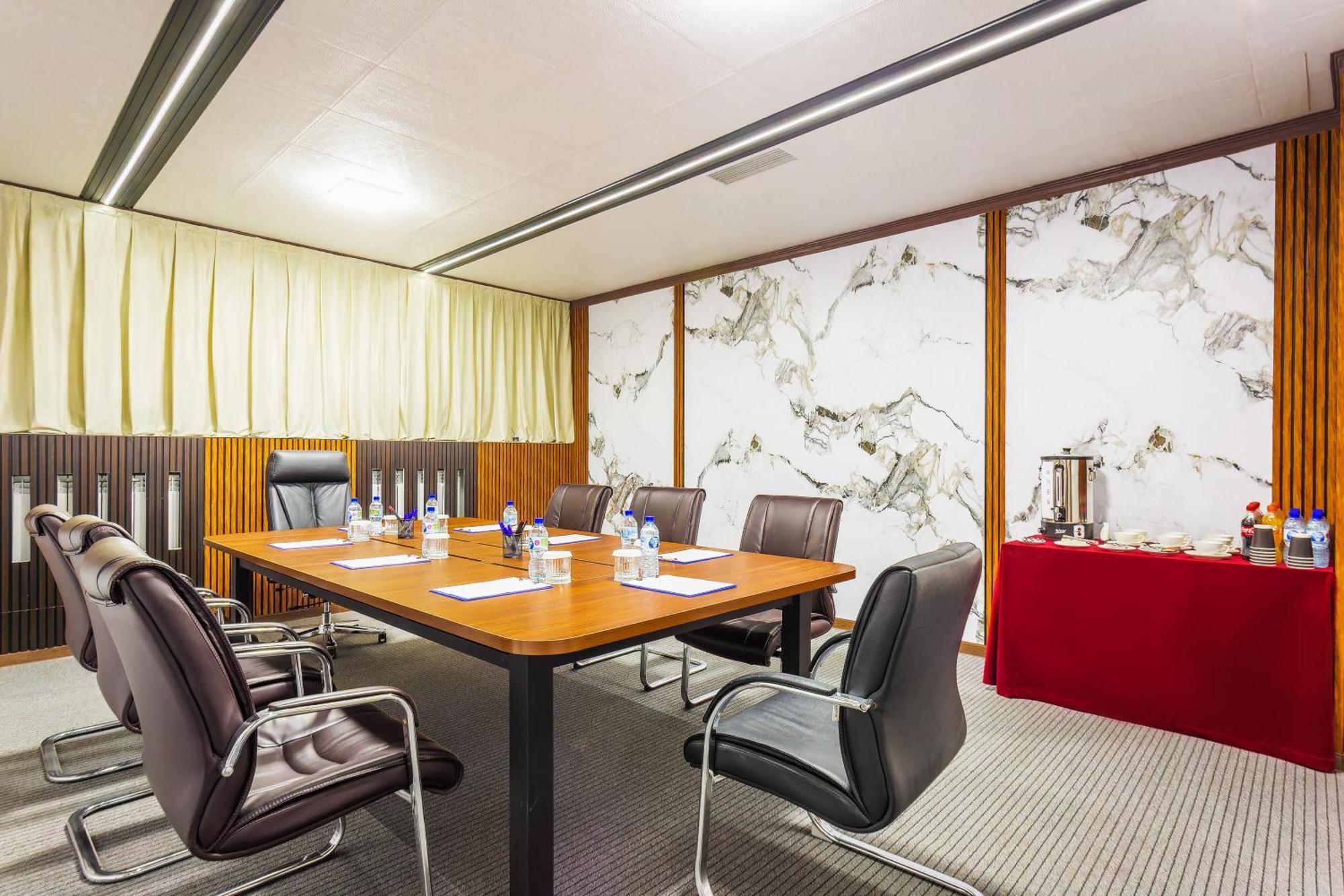 Rich Park Hotel Ташкент Экстерьер фото